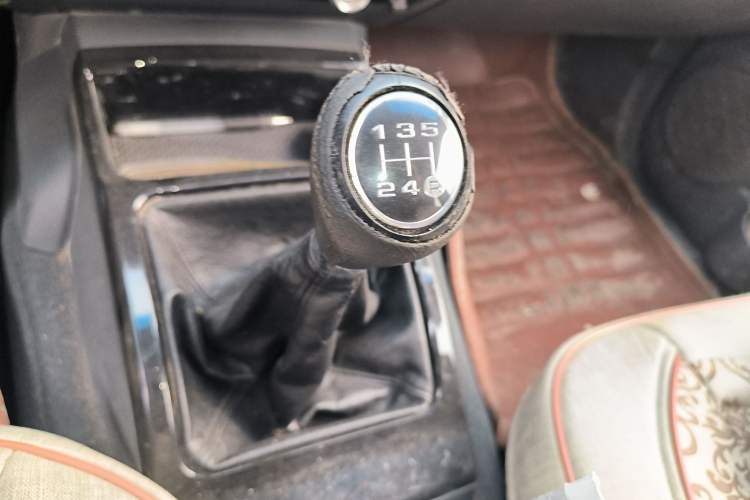 Used Great Wall Wingle 5 2013 2.4L European Version 4x4 Elite Model Big Double Cab – 4G69S4N