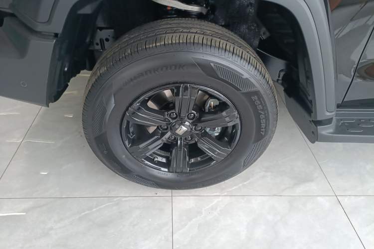 Used Tank 300 2025 2.4T Diesel Version