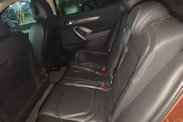 Used DS 6 2016 1.8T Luxury Edition THP200
