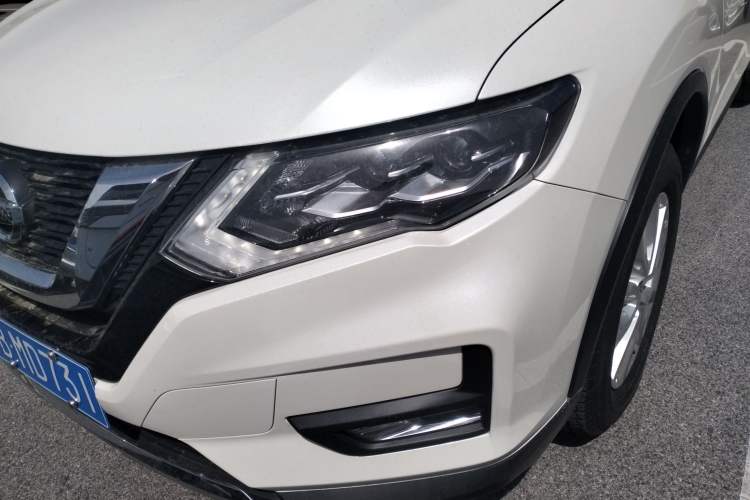 Used Nissan X-Trail 2022 Revised Version 2.0L Two-Wheel Drive Smart Connect Premium Edition
