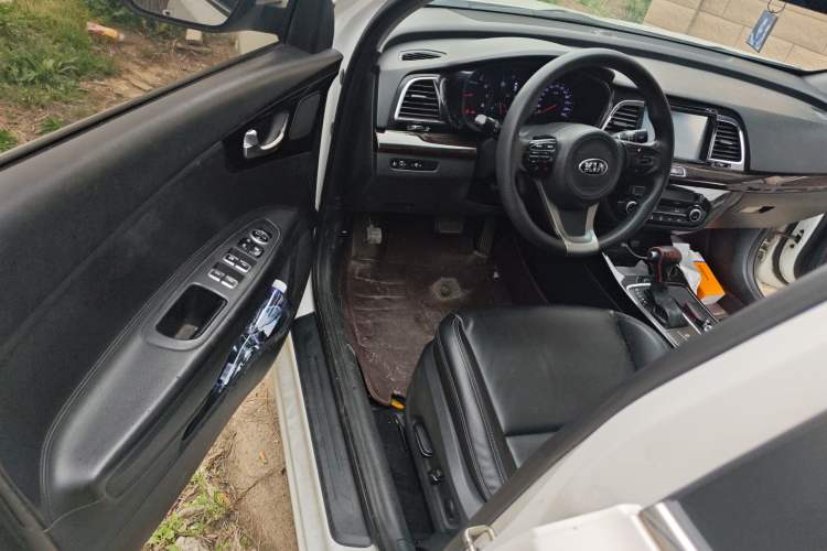 Used Kia K4 2015 1.8L Automatic GLS Special Driver Seat