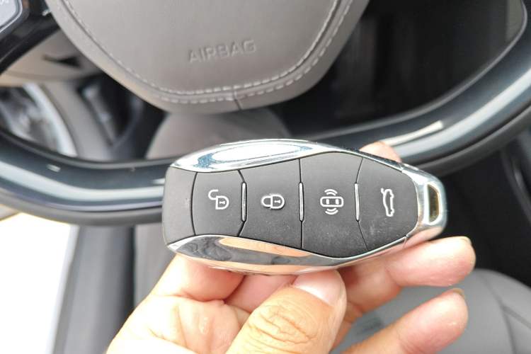 Used Hongqi EH7 2024 690 Pro