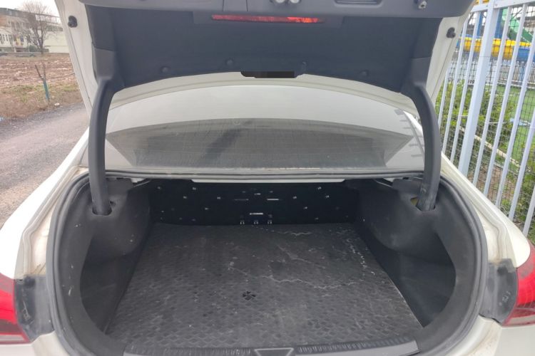 Used Mercedes-Benz A-Class 2022 Revised Version A 200 L Sport Sedan Fashionable Style