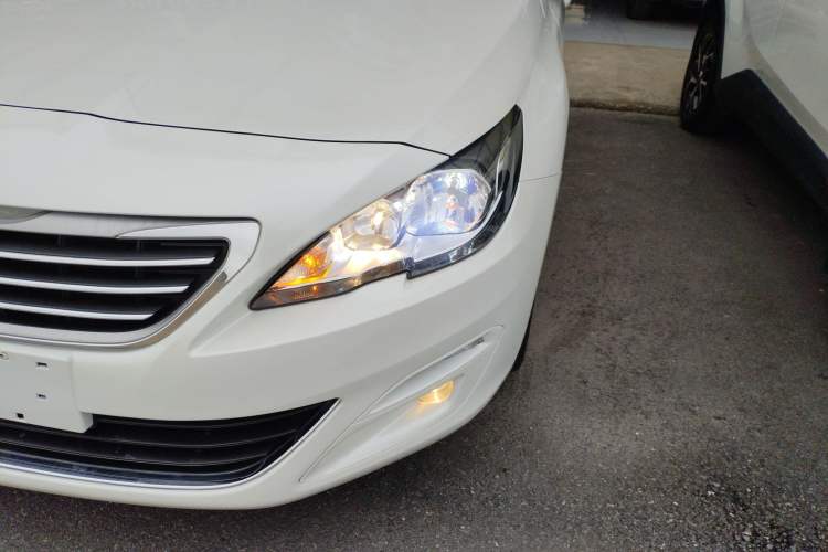 Used Peugeot 408 2014 1.8L Automatic Luxury Edition
