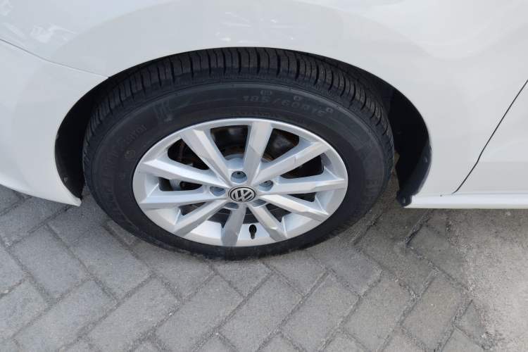 Used Volkswagen Polo 2014 1.6L Automatic Luxury Edition
