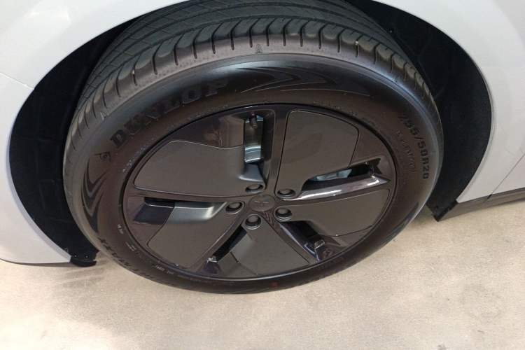 Used Li Auto i6 2025 Model Two-Wheel-Drive Standard Type