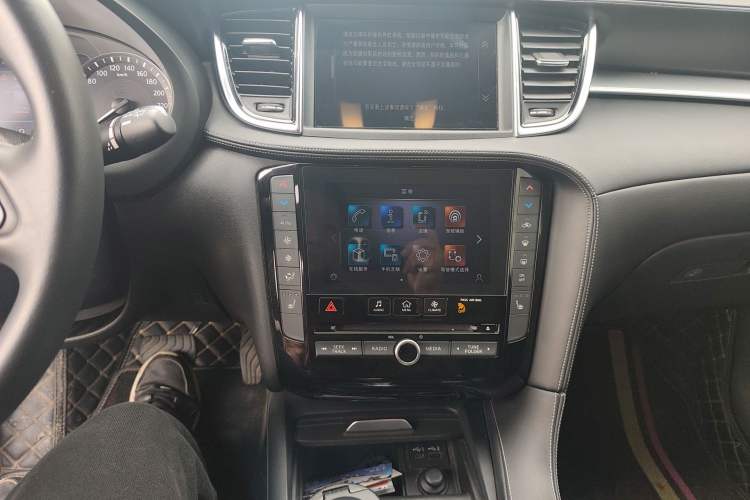 Used Infiniti QX50 2020 Revised Version 2.0T All-Wheel Drive Navigation Edition Audio And AC Panel