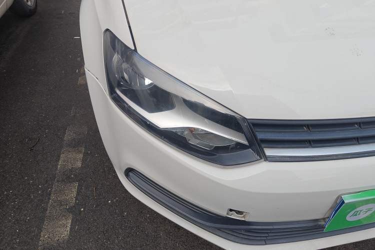 Used Volkswagen Polo 2016 1.4L Manual Fashion Model
