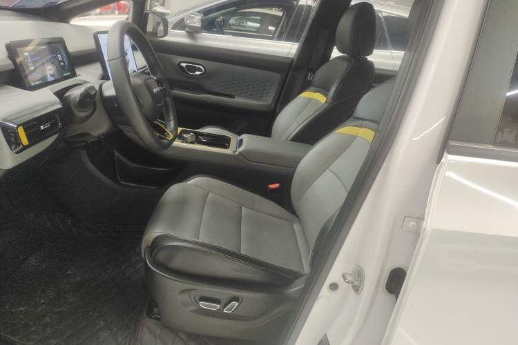 Used AION Y 2021 70 Intelligent Edition Left Front Seat