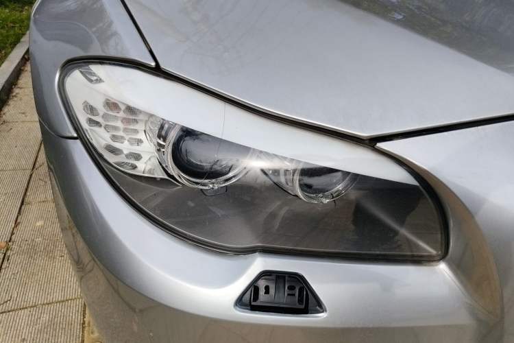 Used BMW 5 Series 2011 523Li Luxury Model Right Front Headlight