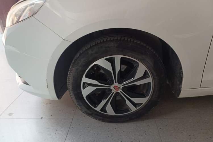 Used Roewe 360 2017 1.5L Automatic Luxury Edition
