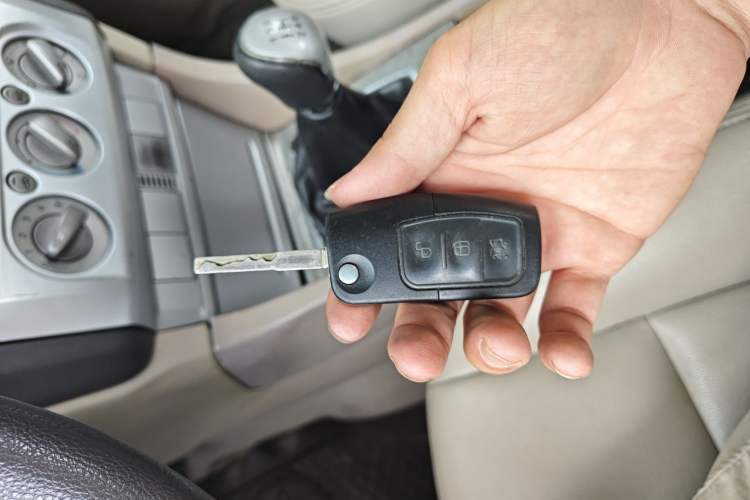 Used Ford Focus 2013 Sedan Classic 1.8L Manual Base Model