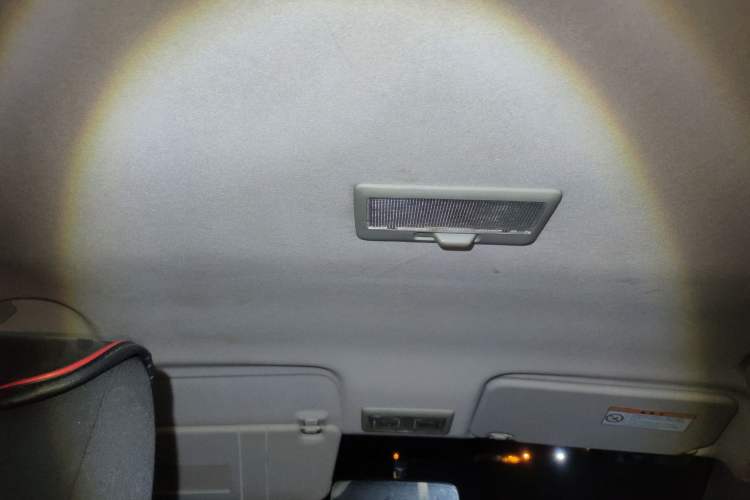 Used Suzuki SX4 2011 Revised Version 1.6L Manual – Dynamic Edition
