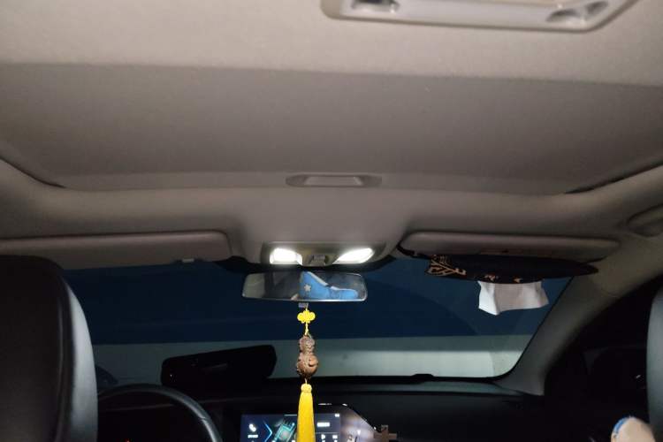 Used CHANGAN Eado 2022 PLUS 1.6L GDI Manual Luxury Model Headliner