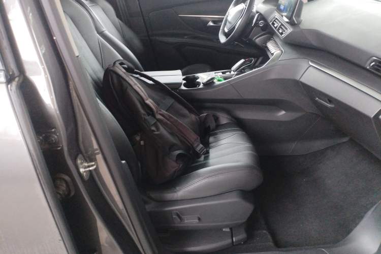 Used Peugeot 4008 2021 360THP Technology Edition Right Front Seat