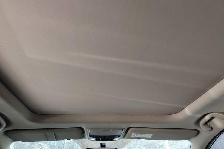 Used Honda CR-V 2021 240TURBO CVT 2WD Comfort Version Headliner