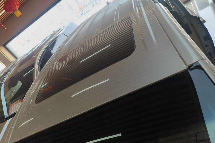 Used Buick GL8 2022 ES Landtrek 653T Luxury Edition