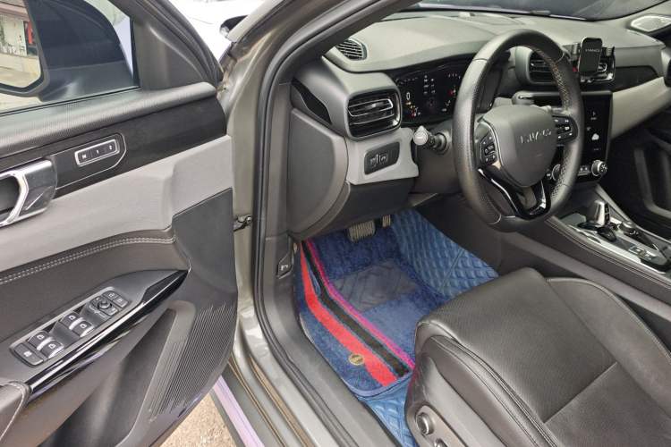 Used Lynk & Co 03 2021 2.0TD Automatic Trendy Champion Edition Driver Seat