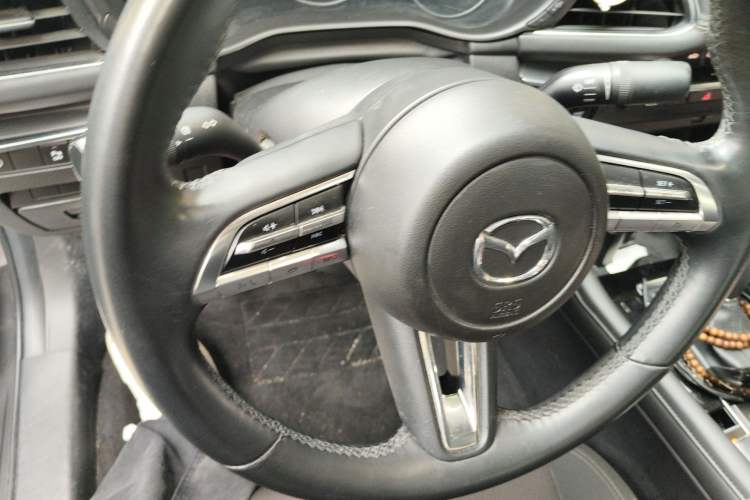 Used Mazda 3 Axela 2020 2.0L Automatic ZhiXuan Edition Steering Wheel