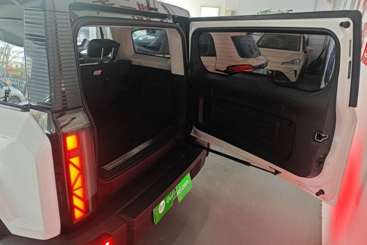 Used iCAR 03 2024 501km Two-Wheel Drive Long-Range Yuechao Edition