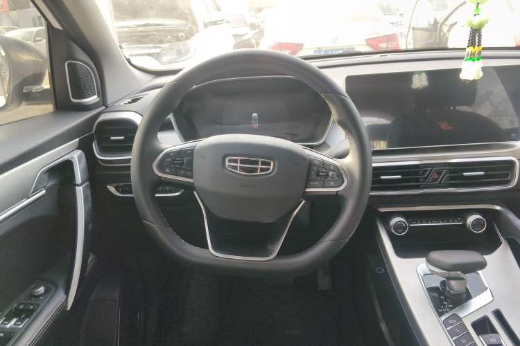 Used Geely Auto Coolray 2023 1.5T DCT Diamond Edition