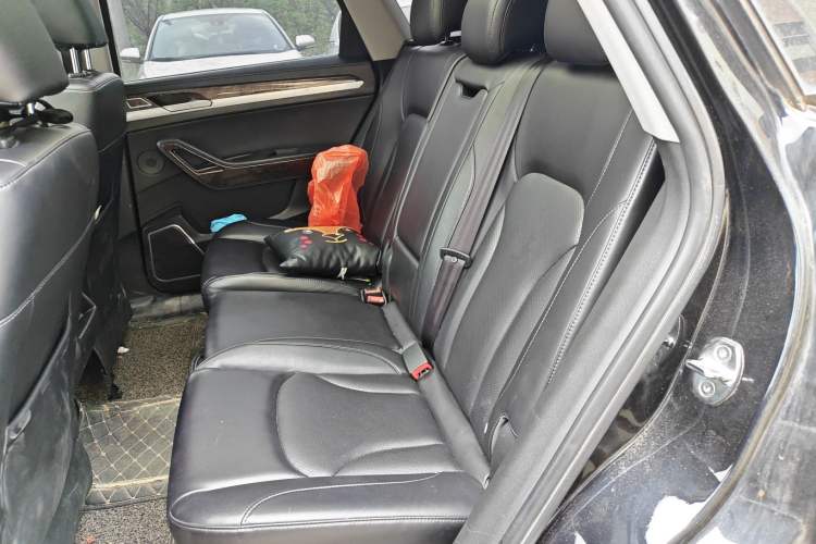 Used Zotye Domy X7 2017 1.8T Manual Luxury Model
