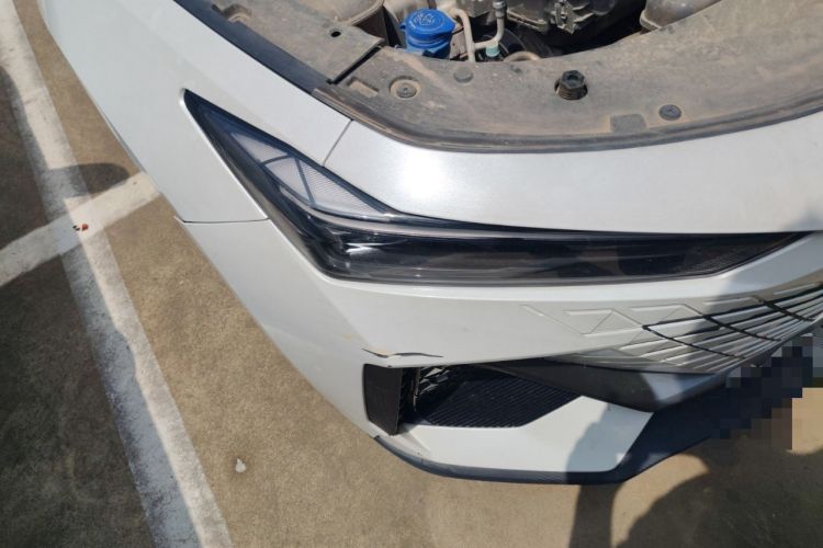 Used CHANGAN UNI-V 2023 1.5T Prestige Model Right Front Headlight