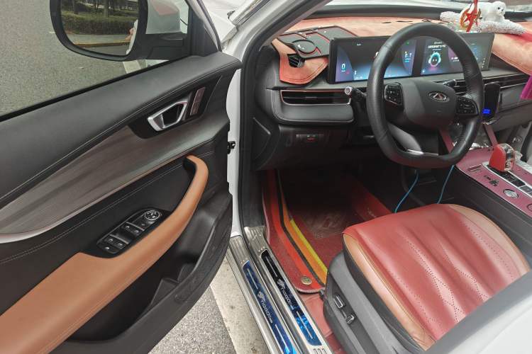 Used Chery Tiggo 8 PLUS 2022 290TGDI DCT Luxury Edition+