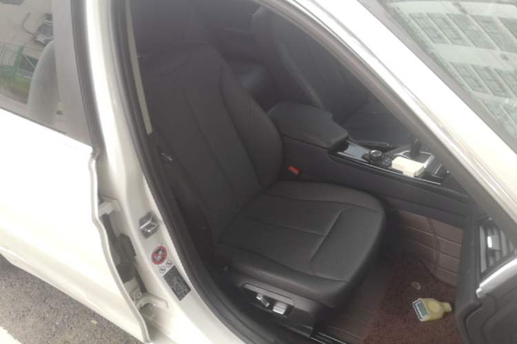 Used BMW 3 Series 2017 320Li Fashion Model
