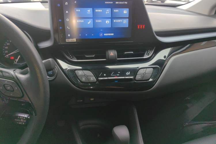 Used Toyota IZOA 2021 2.0L Enjoy Edition
