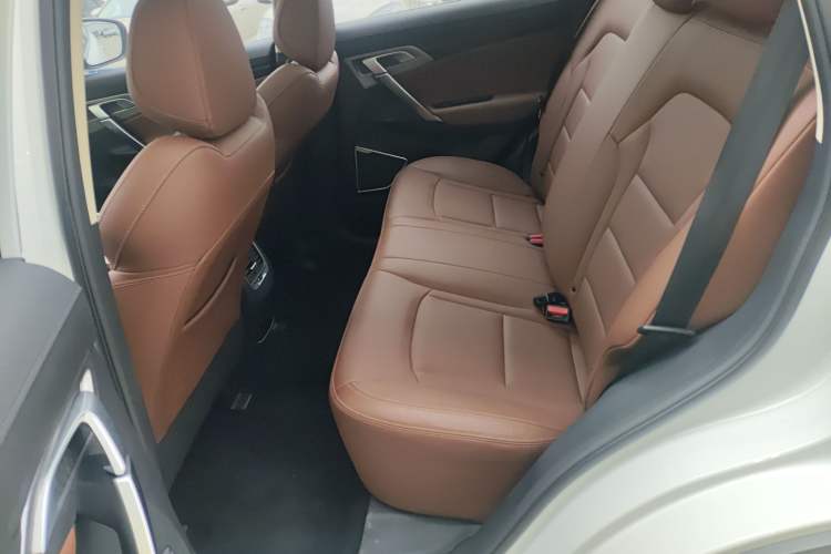 Used Geely Auto Emgrand X7 Sport 2021 1.8TD DCT Two-Wheel Drive Asian Games Edition
