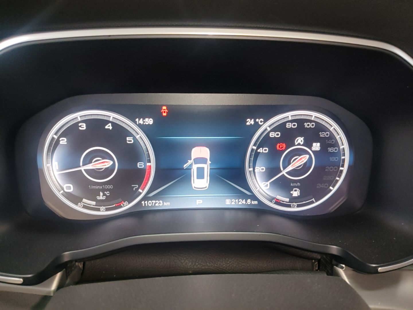 Hongqi HS7 2022 3.0T Automatic All-Wheel Drive ZhiLian Flagship Edition Five Seats — снимка 14