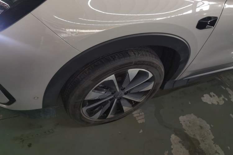 Used BYD Song PLUS New Energy 2025 DM-i Intelligent Driving 160KM Flagship Model Exterior 4