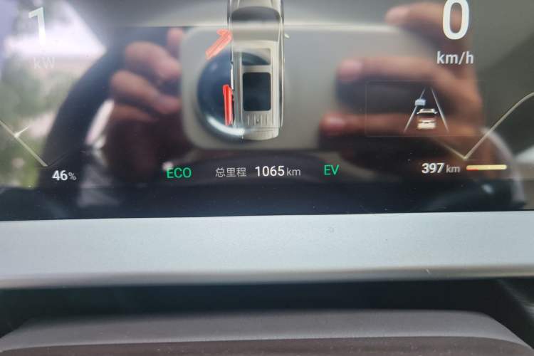 Used Denza D9 2024 DM-i 1050 Luxury Model