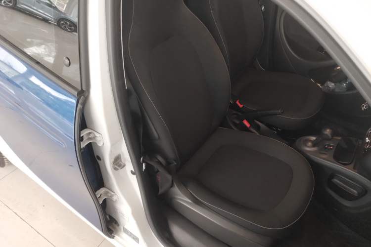 Used smart forfour 2016 1.0L 52 kW Passion Edition
