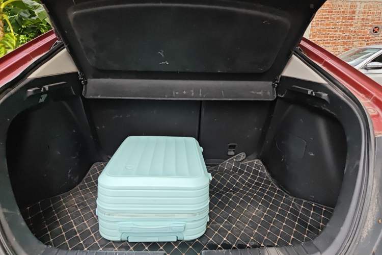 Used Honda Gienia 2017 1.5L CVT Comfort Version
