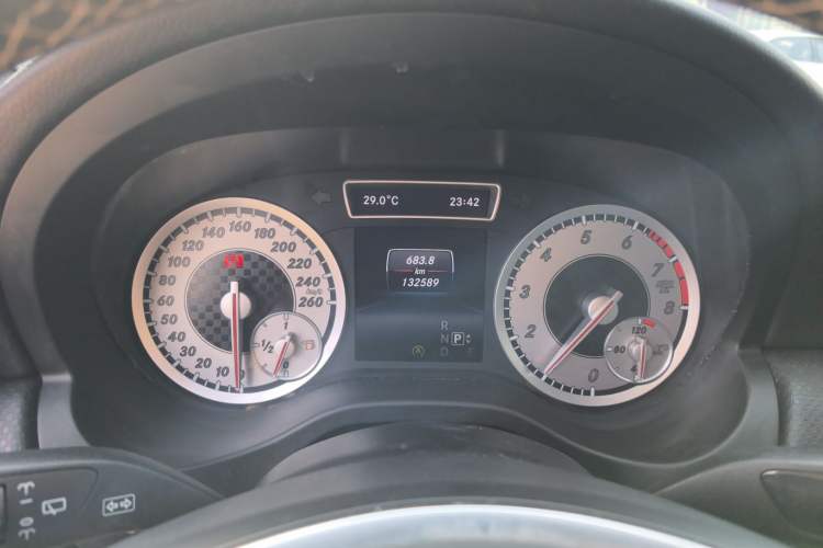 Used Mercedes-Benz A-Class 2015 A 200 Fashion Model Instrument Cluster