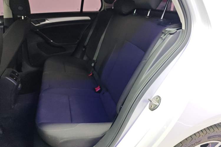 Used Volkswagen Golf 2020 Zhiai Edition 200TSI DSG Comfortable & Ambitious Version