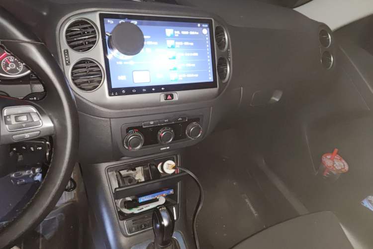 Used Volkswagen Tiguan L 2016 280TSI Automatic Two-Wheel-Drive Silk Road Style Edition