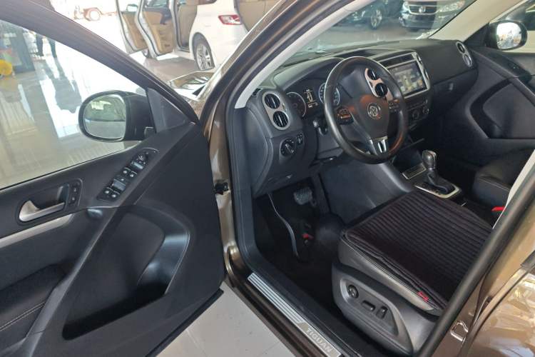 Used Volkswagen Tiguan L 2016 280TSI Automatic Two-Wheel Drive Silk Road Comfort Edition