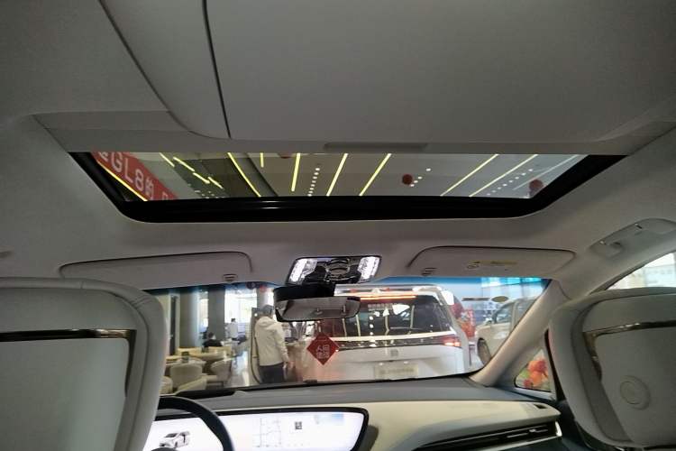 Used Buick Century 2025 2.0T Seven-Seater Yinshi Edition