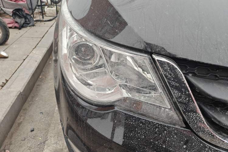 Used Baojun 730 2014 1.5L manual Comfort version 7 seats
