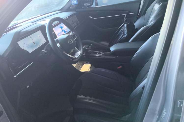 Used Geely Auto Monjaro L 2024 2.0TD High-Power Automatic Two-Wheel Drive Skyline Edition
