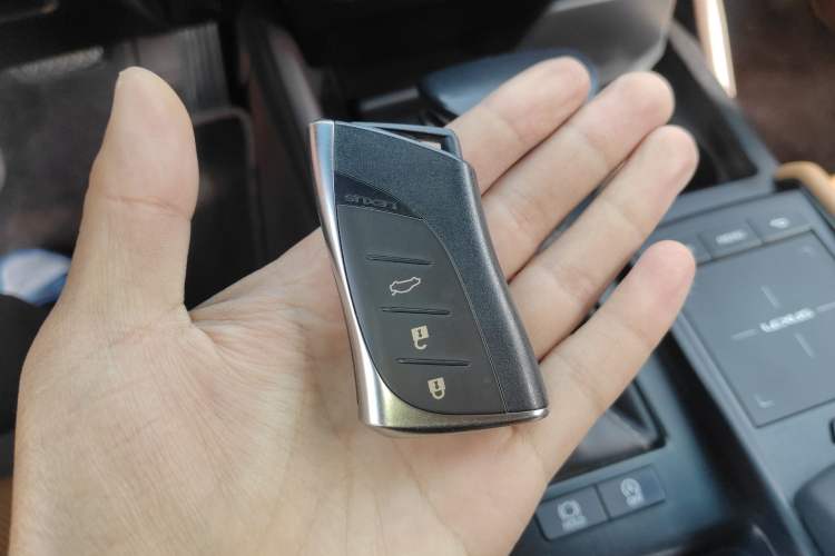 Used Lexus ES 2020 200 Excellence Edition