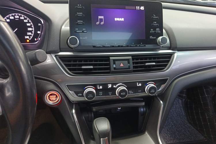 Used Honda Accord 2018 260TURBO Elite Edition China VI Audio And AC Panel