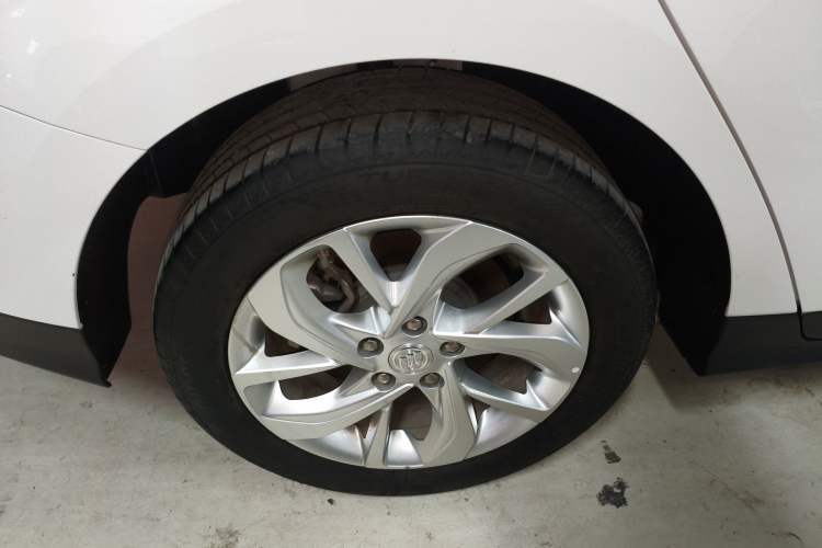 Used Buick Velite 6 2023 Revised Version 430 km Range – Commuter Edition Exterior 8