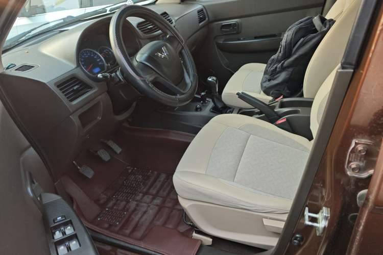 Used Wuling Hongguang 2014 1.5L S Standard Version
