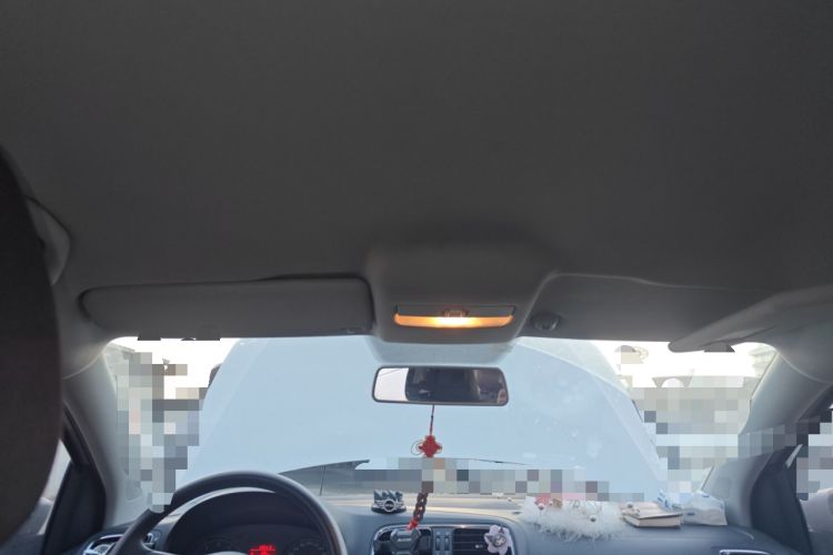 Used Volkswagen Polo 2011 1.6L Automatic ZhiShang Version