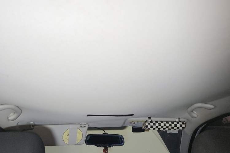 Used Volkswagen Lavida 2013 Revised Classic 1.6L Manual Fashion Edition
