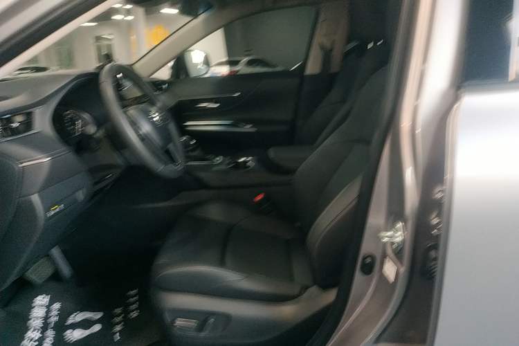 Used Toyota Venza 2023 2.0L CVT Two-Wheel Drive Luxury Edition Left Front Seat